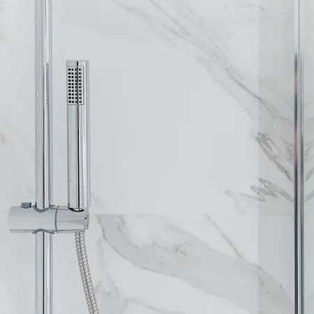 아파트 Guestready - Sleek Monochromatic In Bonfim *